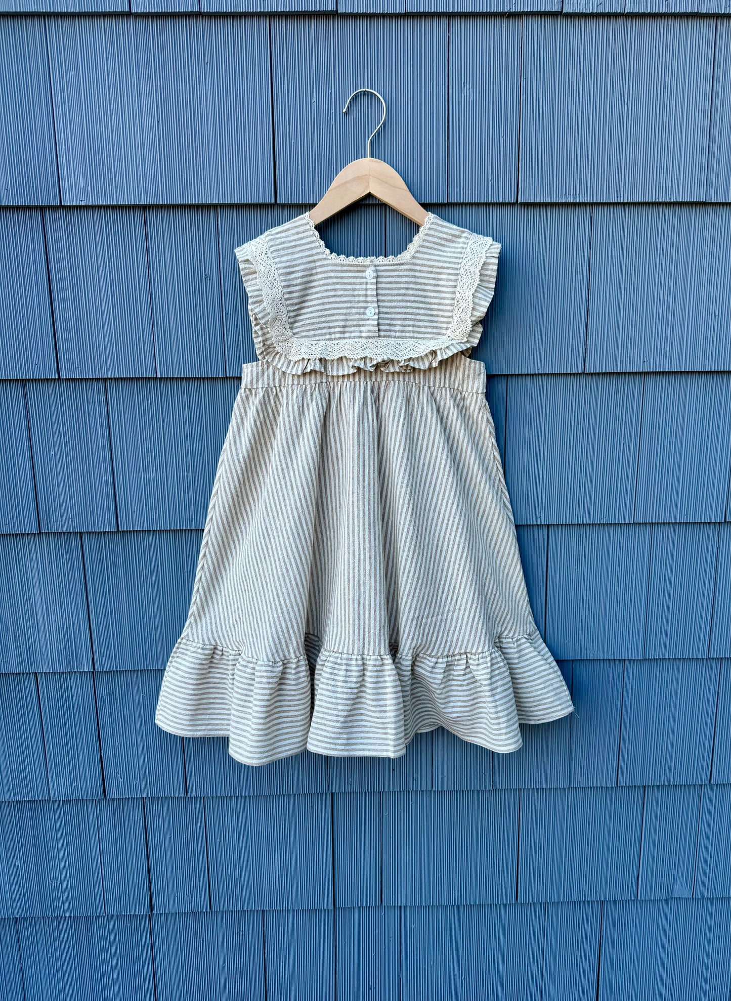 Sutton ruffle dress